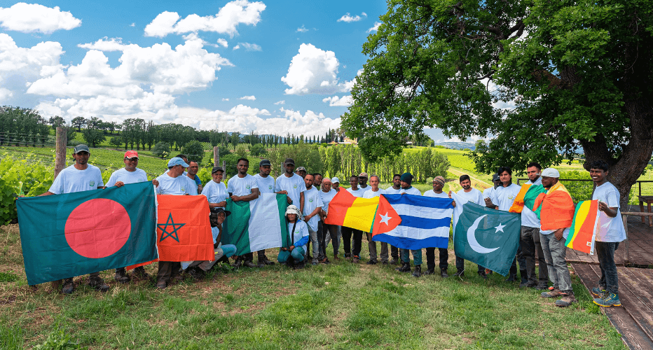 Migrants from different countries