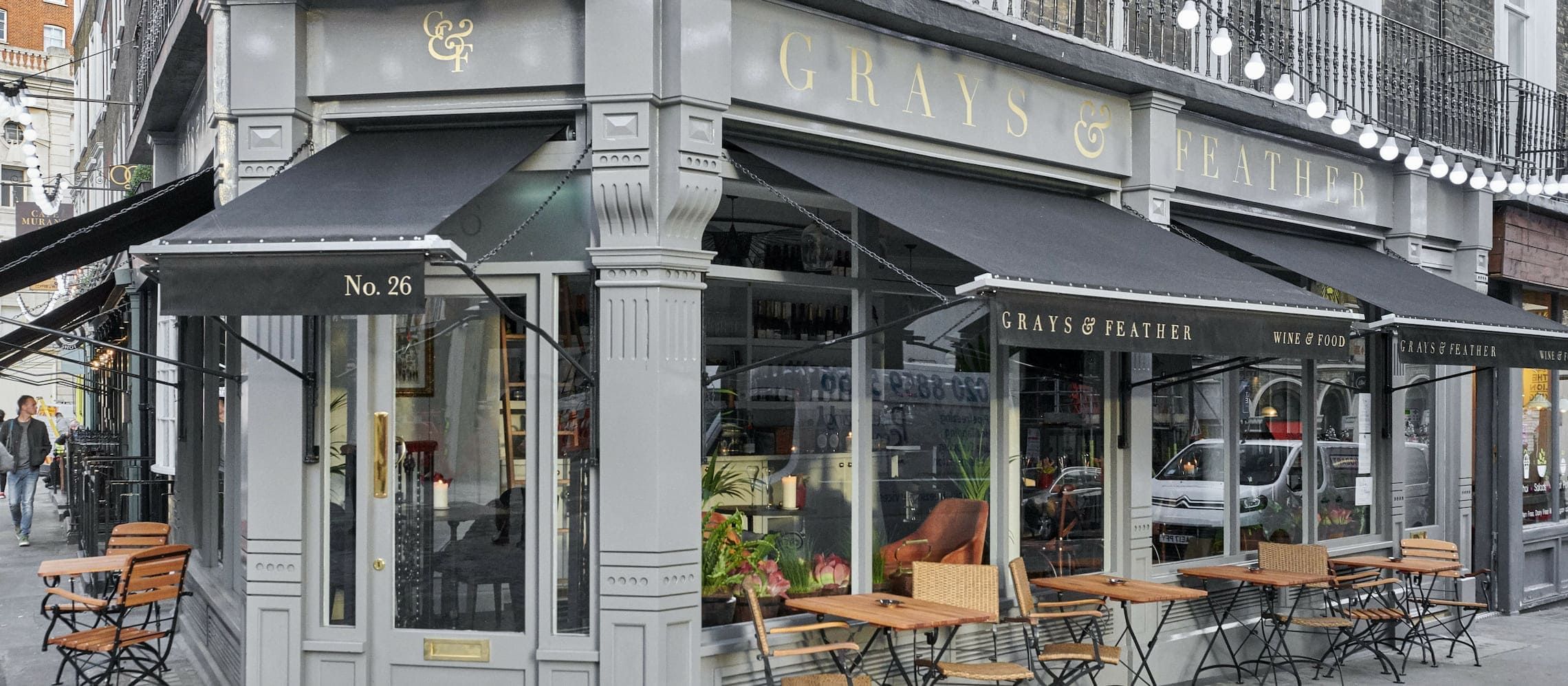 Photo for: Insights on Running a Pub or Bar in the UK - Andrew Gray