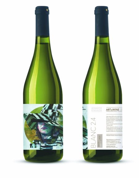 Photo for: Blanc 2.4