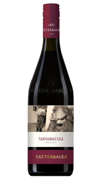 Photo for: Tanyamacska